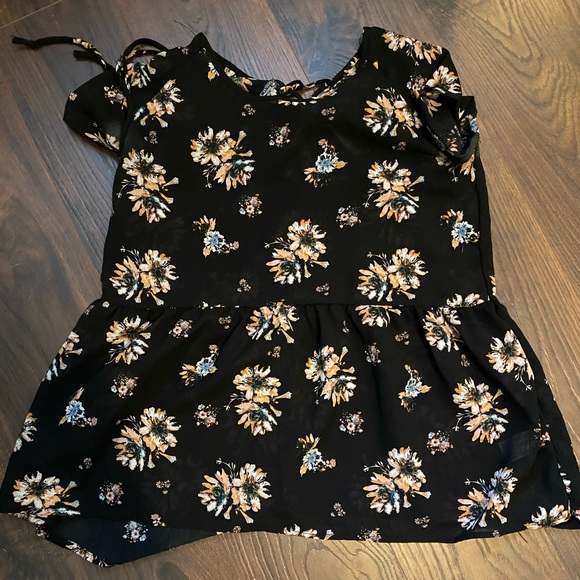 Floral dress shirt - Picture 1 of 1